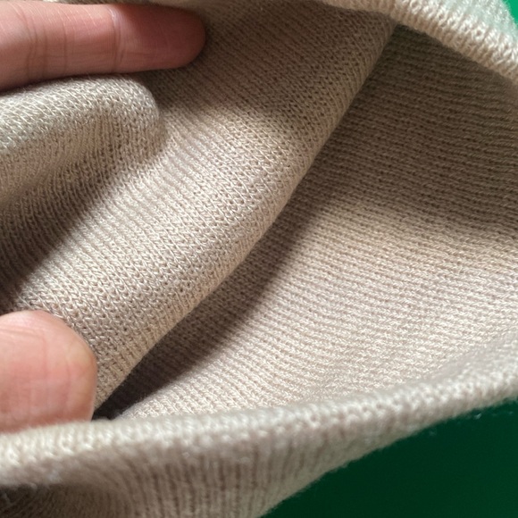 Tan beanie - Picture 3 of 14